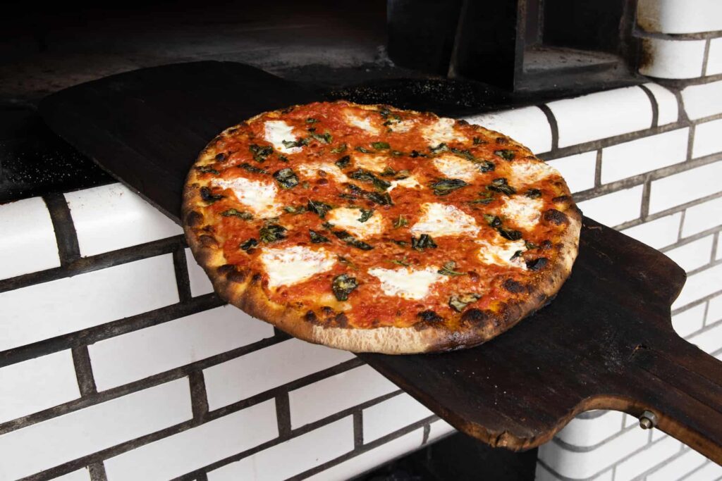 Frank Pepe Pizzeria at Plantation Walk, South Florida